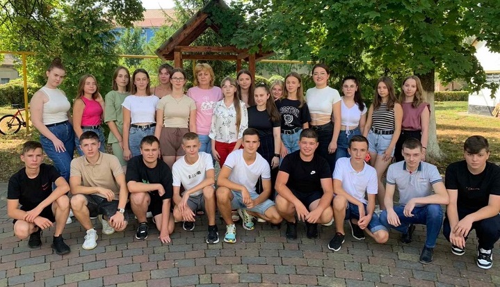 ПЕРШИЙ НЕЗАБУТНІЙ ТИЖДЕНЬ НАВЧАННЯ В КОЛЕДЖІ